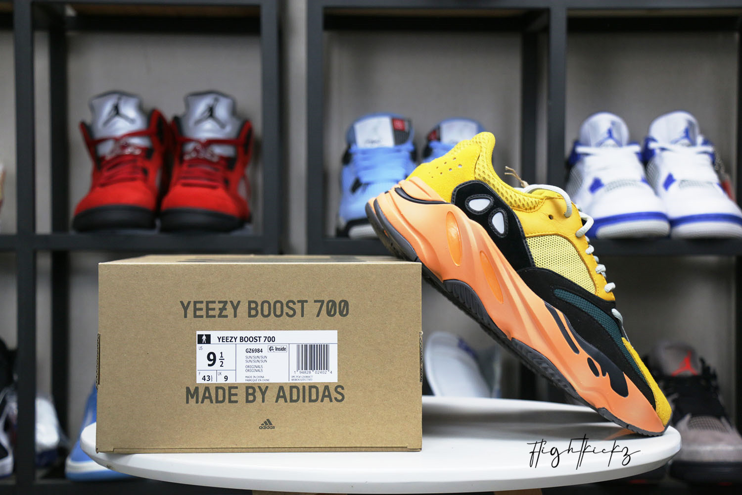 Yeezy Boost 700 Sun 2021