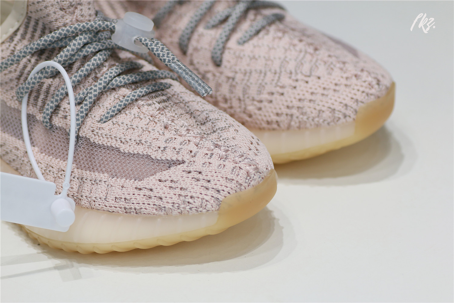 Yeezy 350 Boost   Synth  NR Kid (Ln5 A1)