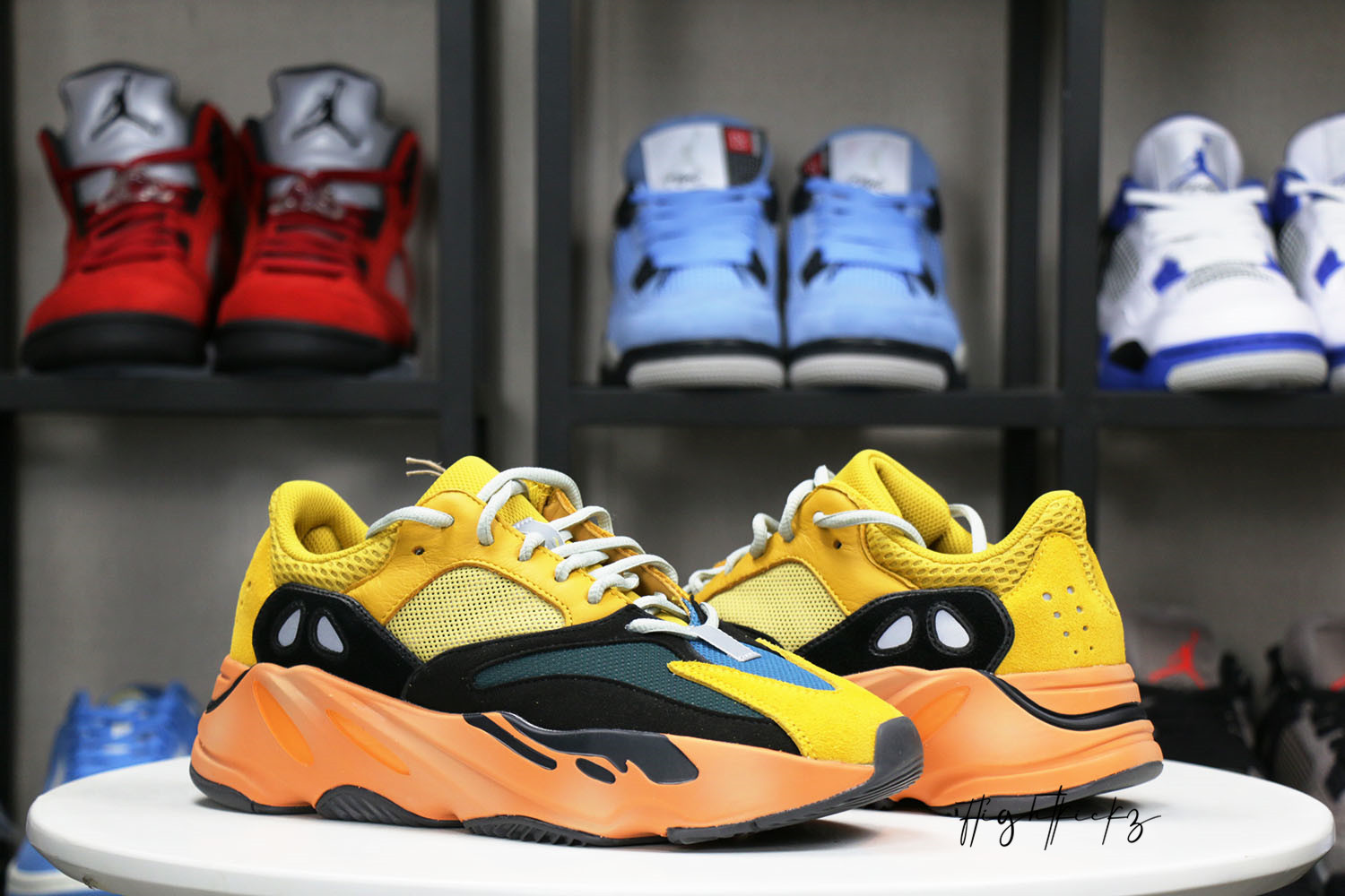 Yeezy Boost 700 Sun 2021