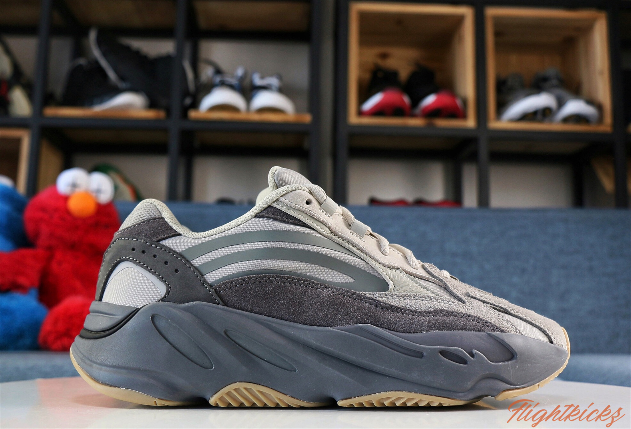 Adidas Yeezy Boost 700 V2 “Tephra”