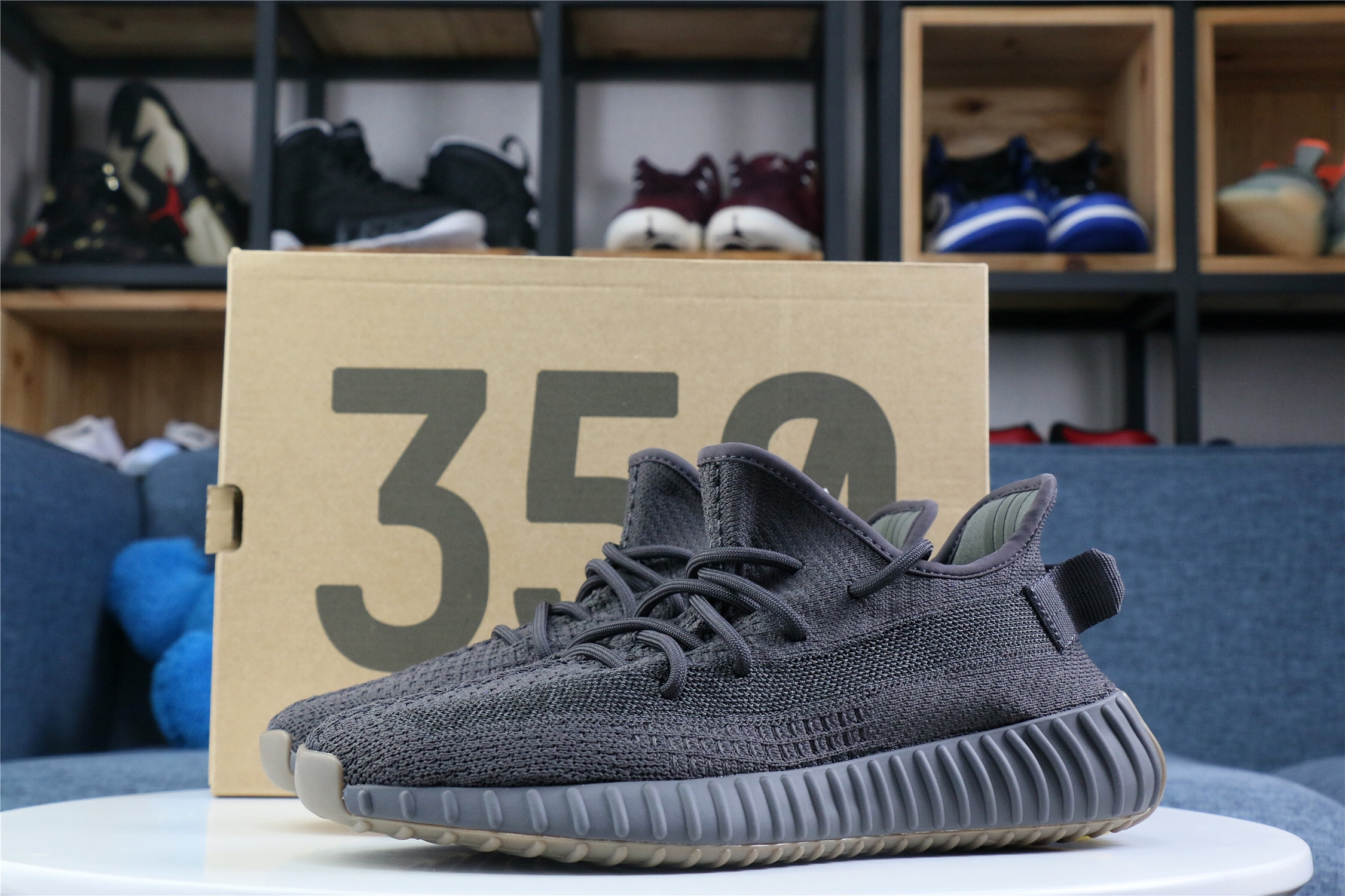 2020 Yeezy 350 V2  Cinder  Reflective (Ln5 A1)