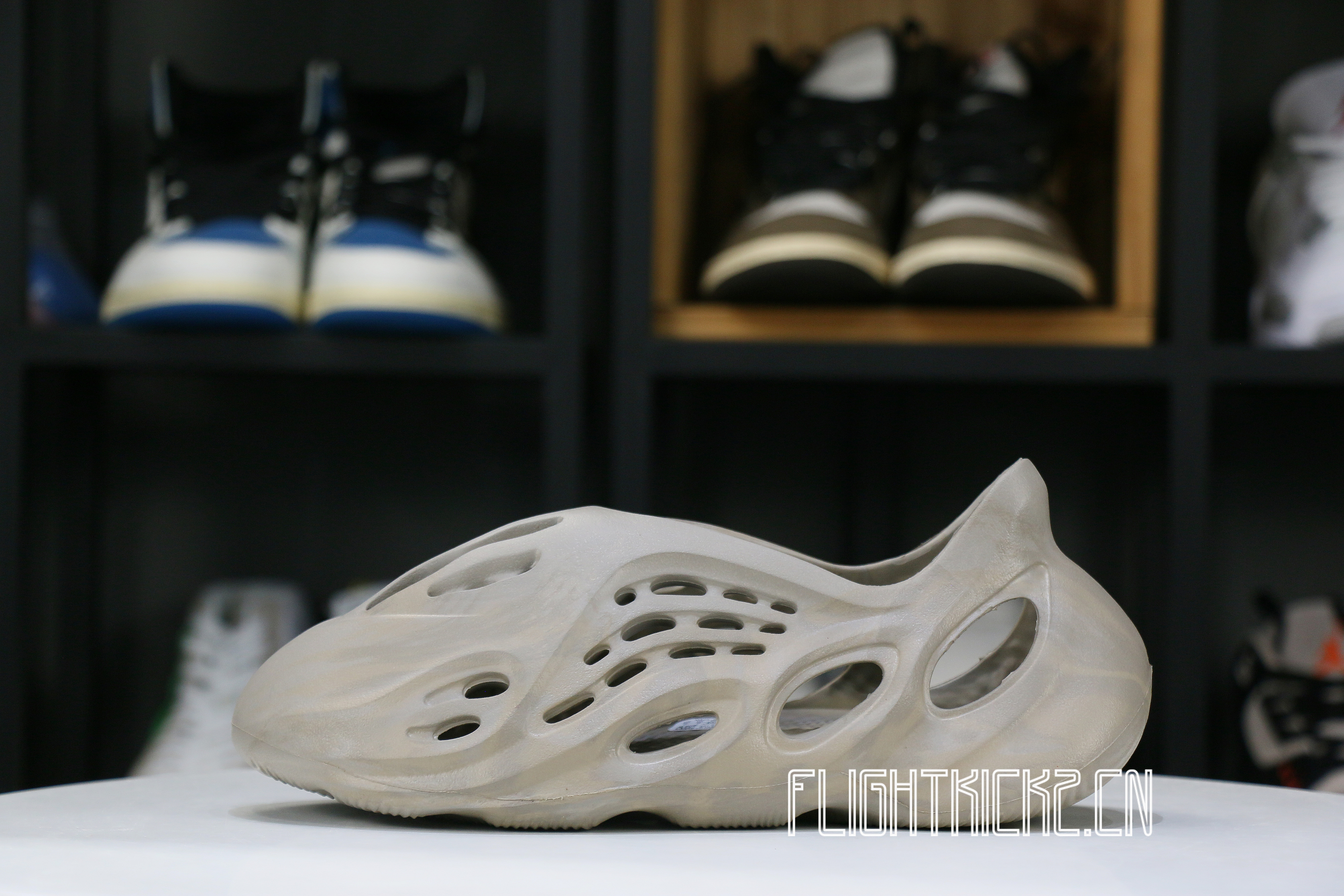 adidas Yeezy Foam RNNR Stone Sage