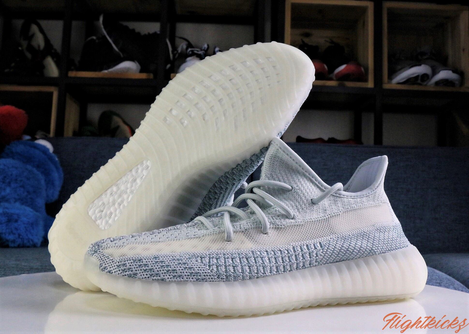 2019 Yeezy 350 V2  Cloud White  None Reflective（Ln5 A1)