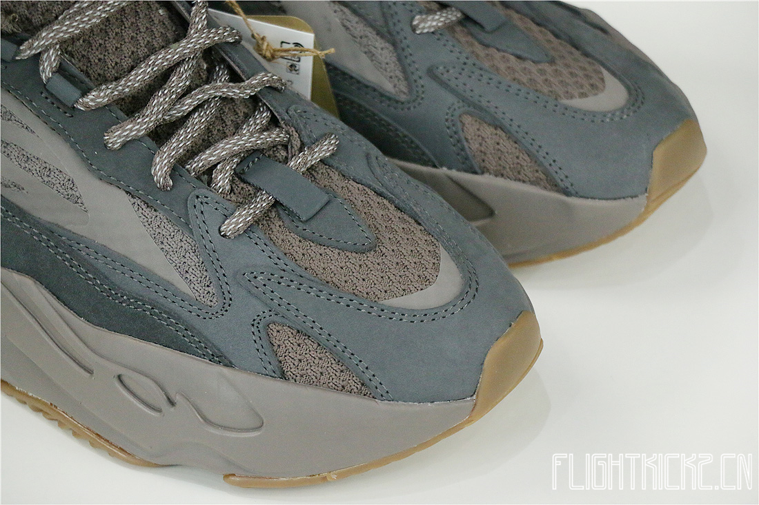 Adidas Yeezy 700 Boost v2 Mauve