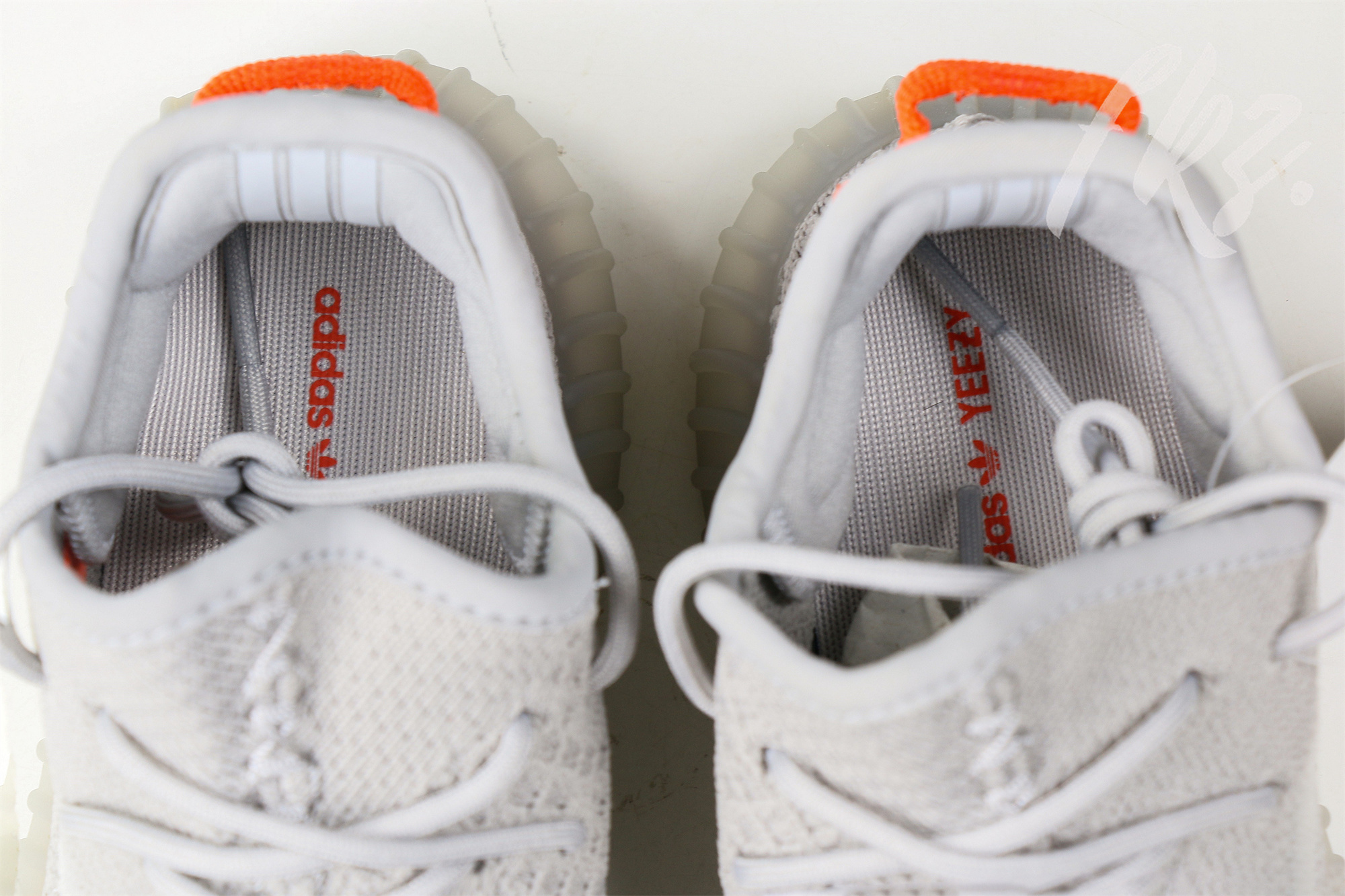 2020 Yeezy 350 V2  Tail Light  None Reflective(Ln5 A1 batch)