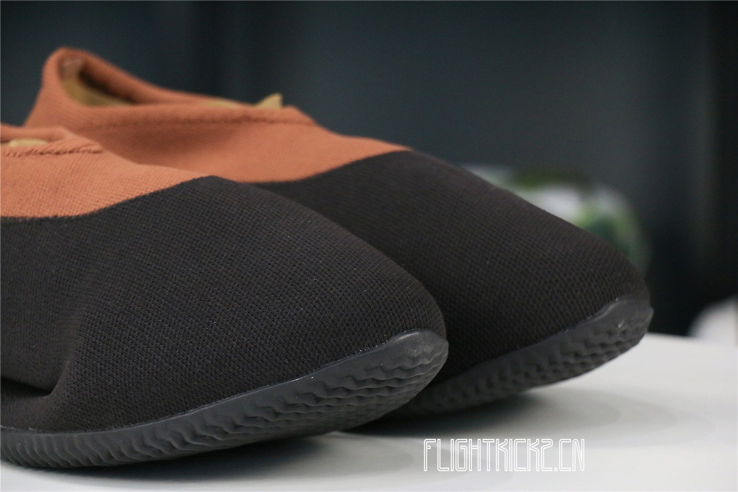 Adidas Yeezy Knit Runner Stone Carbon