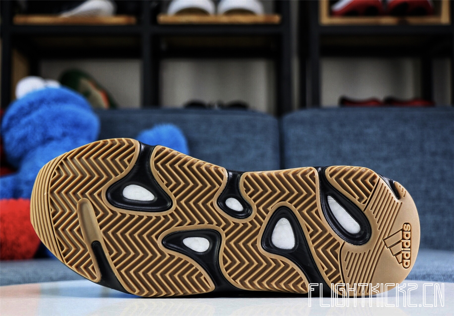 Yeezy Boost 700  Utility Black  2019