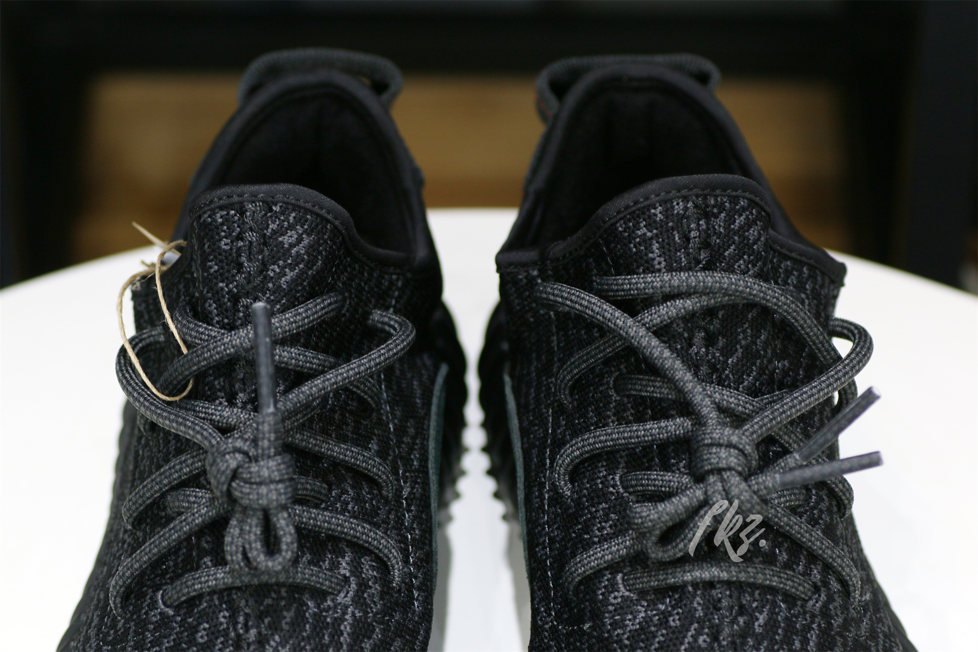 Yeezy 350 ‘Pirate Black' 2022