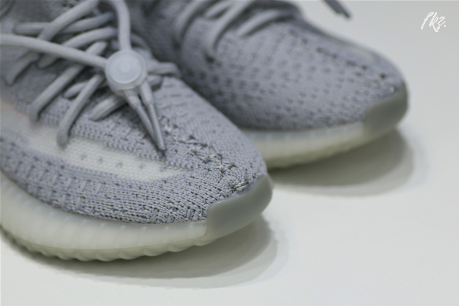 Yeezy 350 Boost  Tail Light  Kid (Ln5 A1)