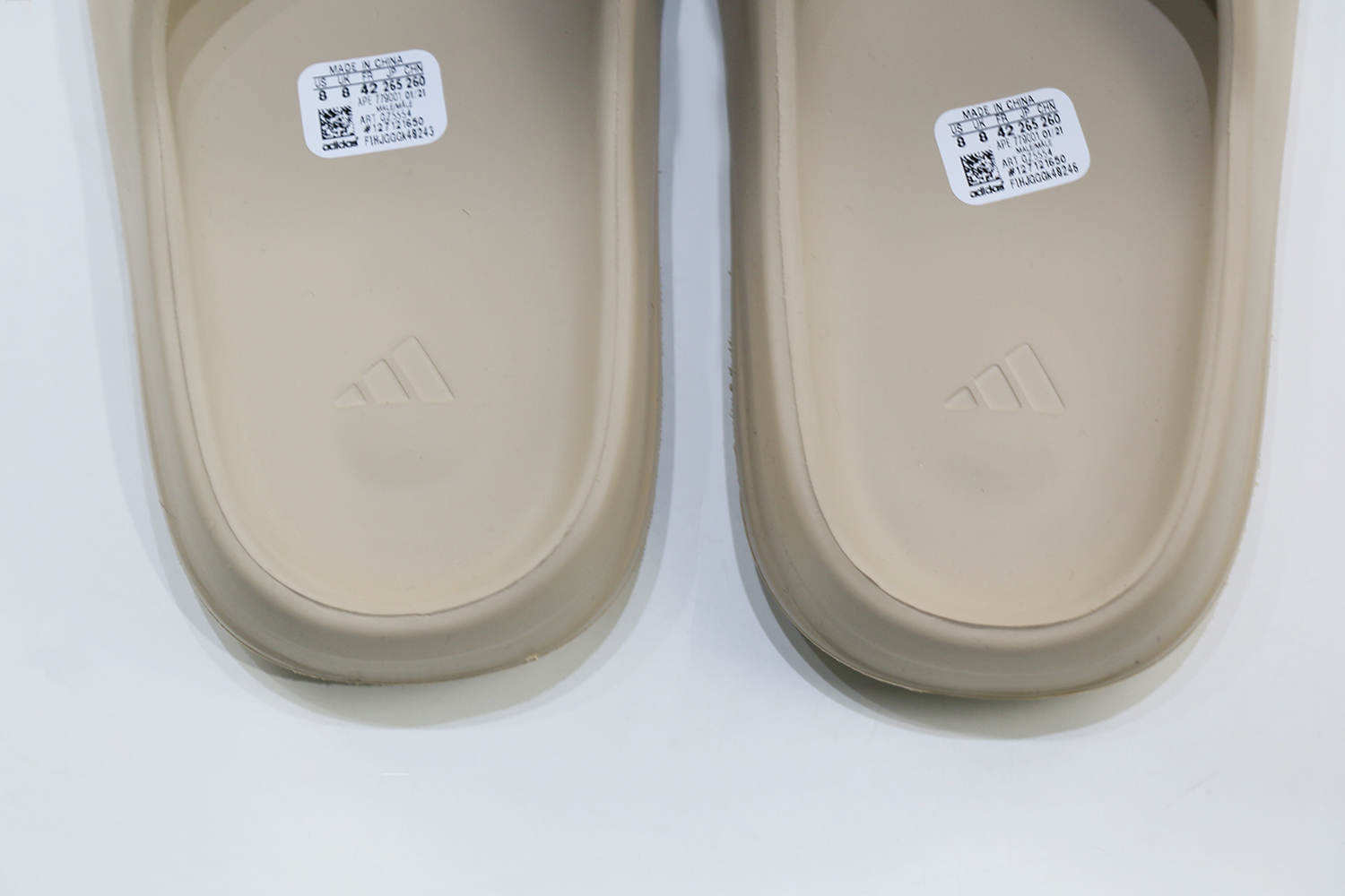 Yeezy Slides Pure 2021（GZ5554暖沙黄）