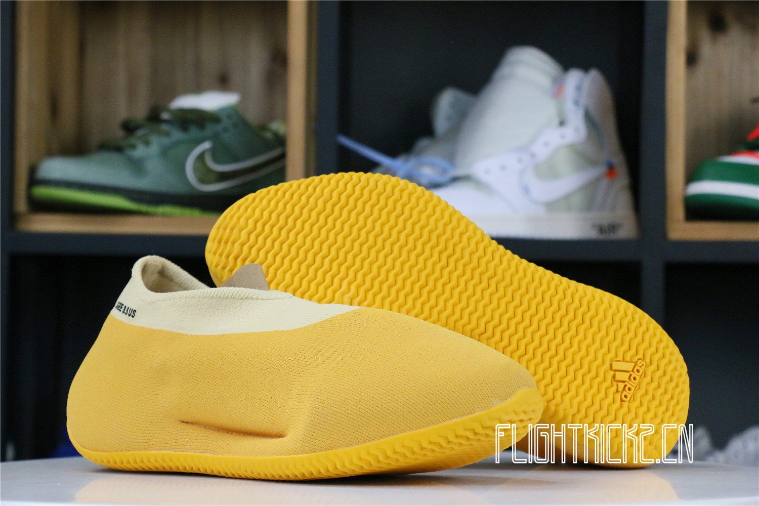 Adidas Yeezy Knit RNR Sulfur