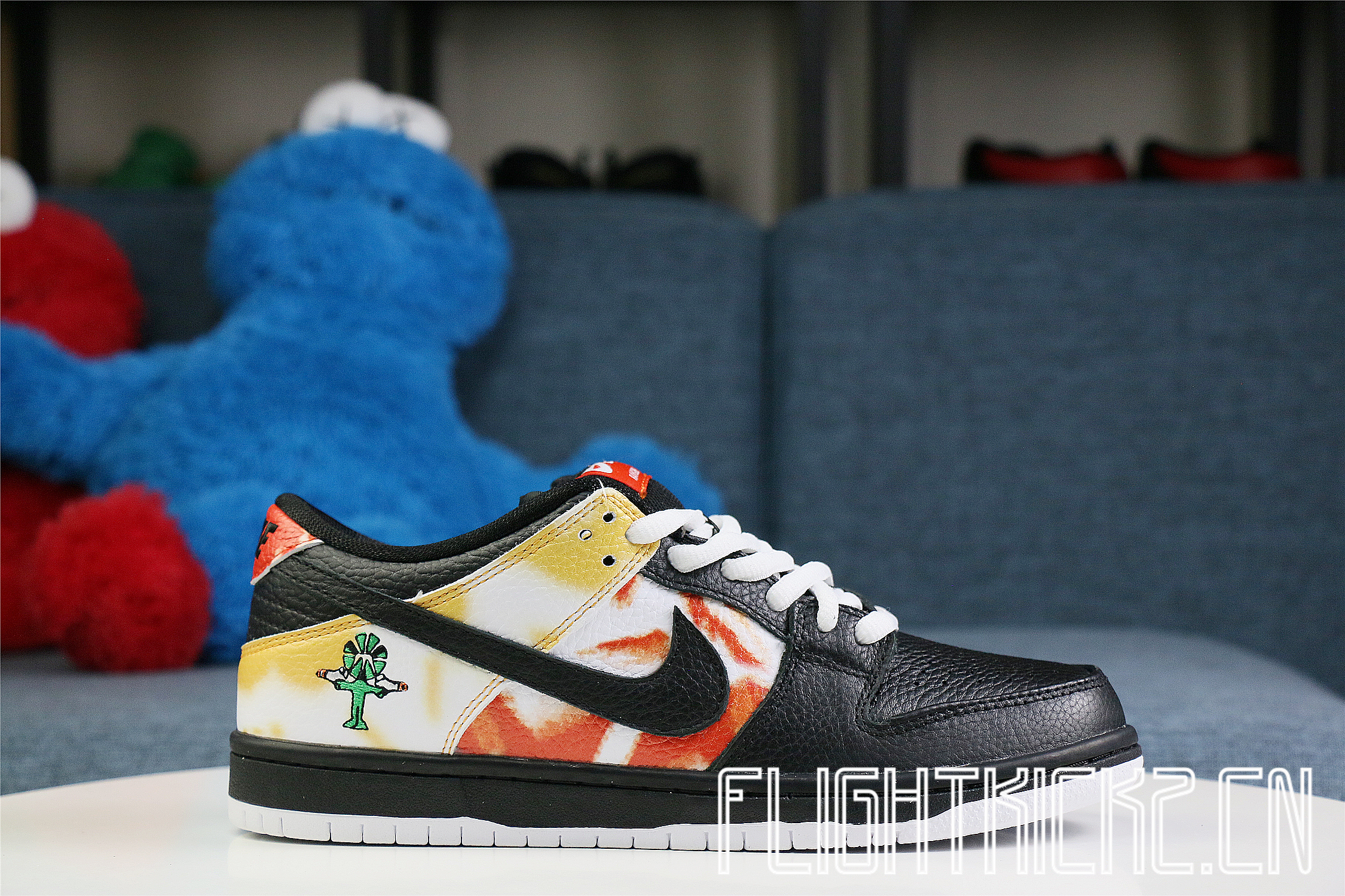 Nike SB Dunk Low Raygun Tie-Dye Black 2019