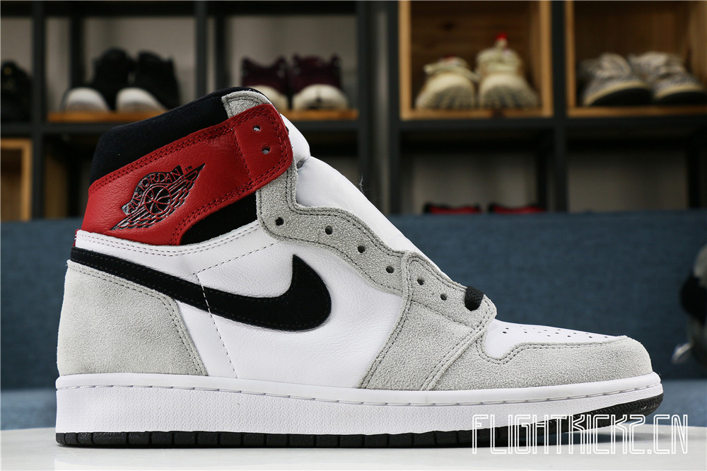 Air Jordan 1 Retro  Light Grey Smoke  2020