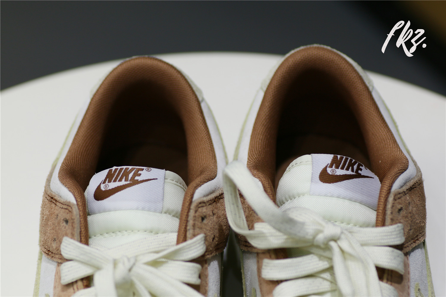 Nike Dunk Low  Medium Curry  2021