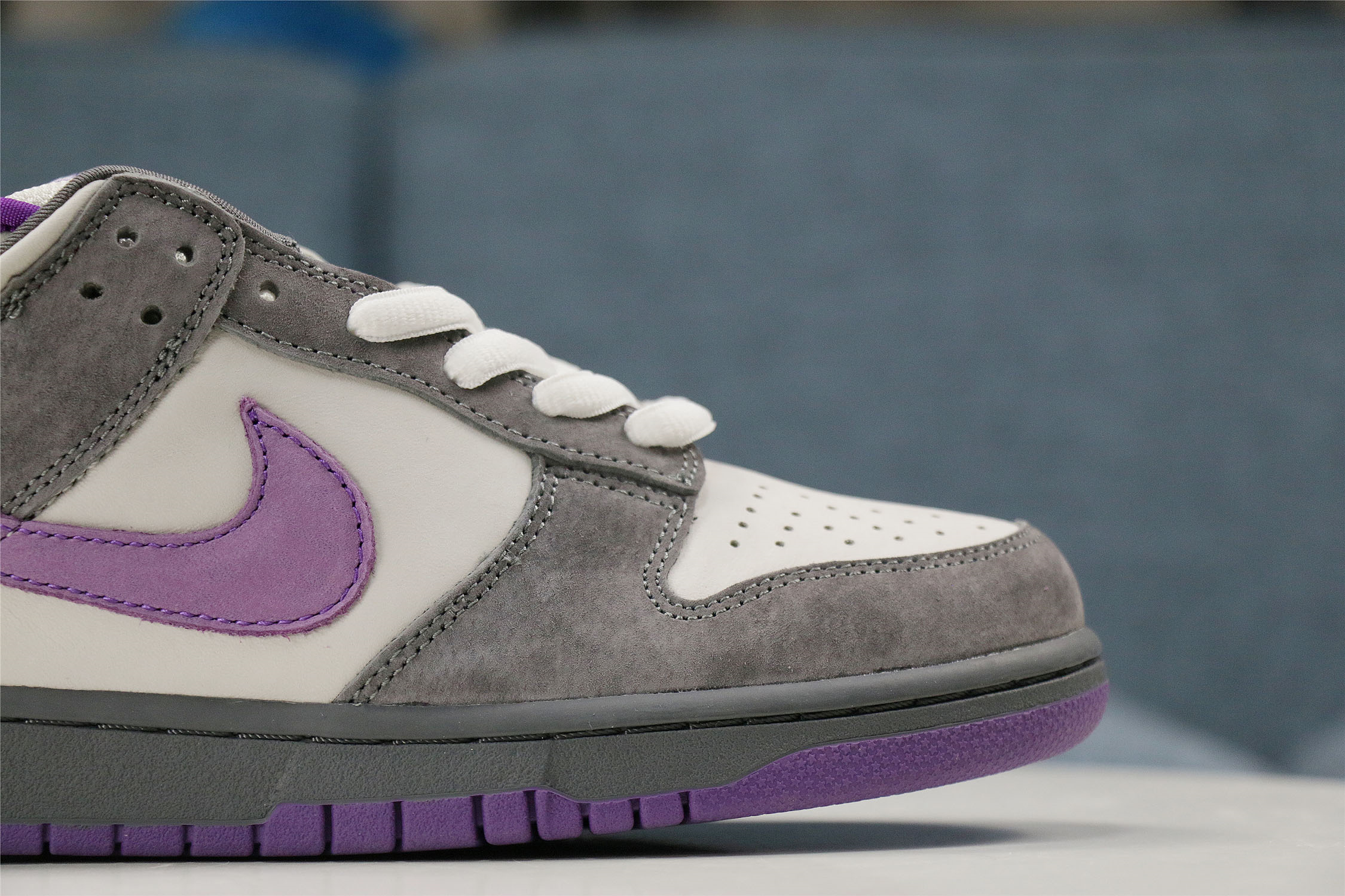 Nike Dunk SB Low Purple Pigeon