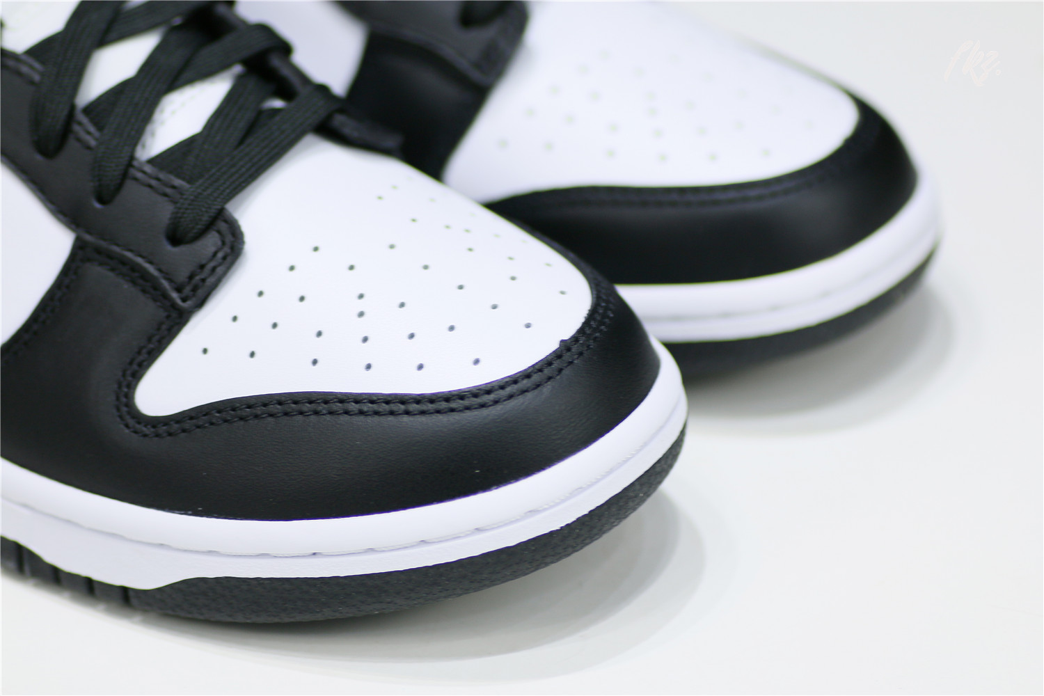 Nike Dunk Low Retro White Black 2021
