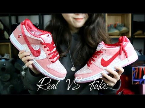 Nike SB Dunk Low StangeLove