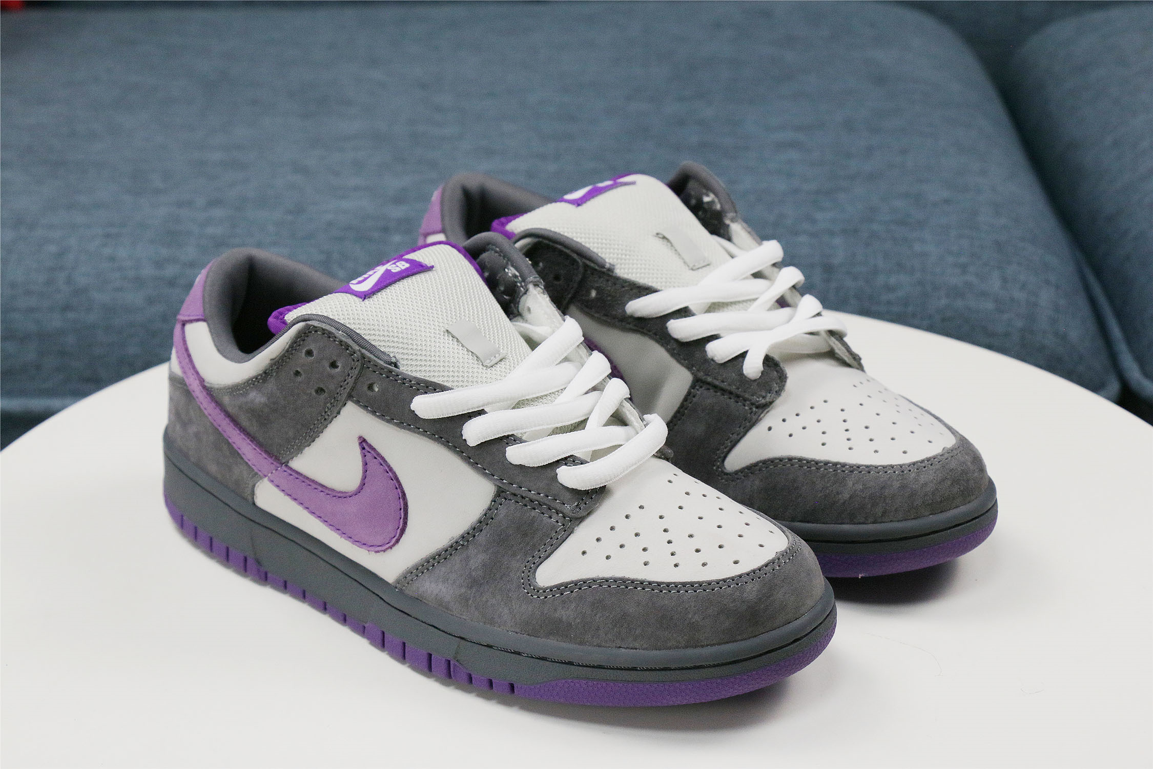 Nike Dunk SB Low Purple Pigeon