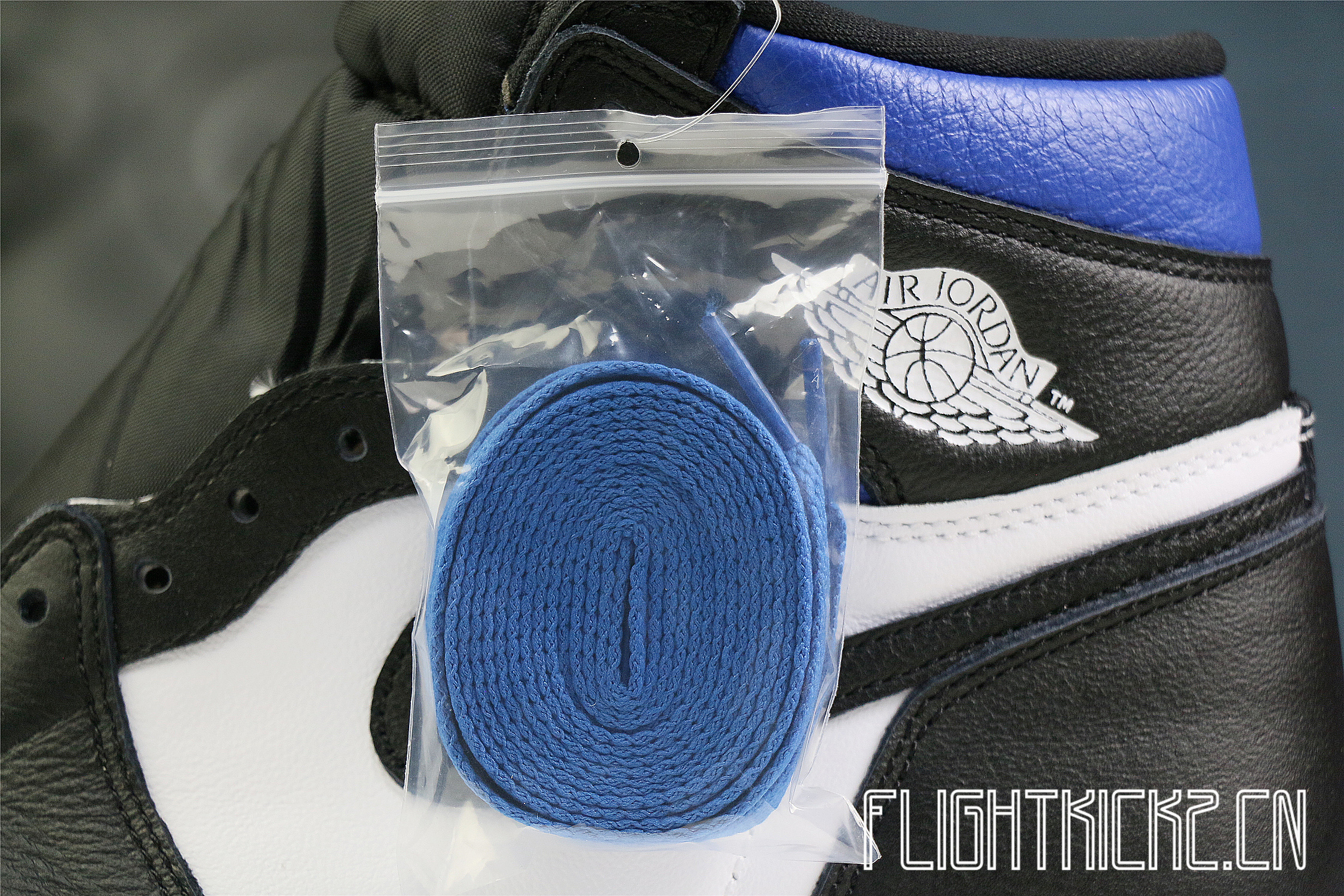 AIR JORDAN 1 Retro  Royal Toe  2020