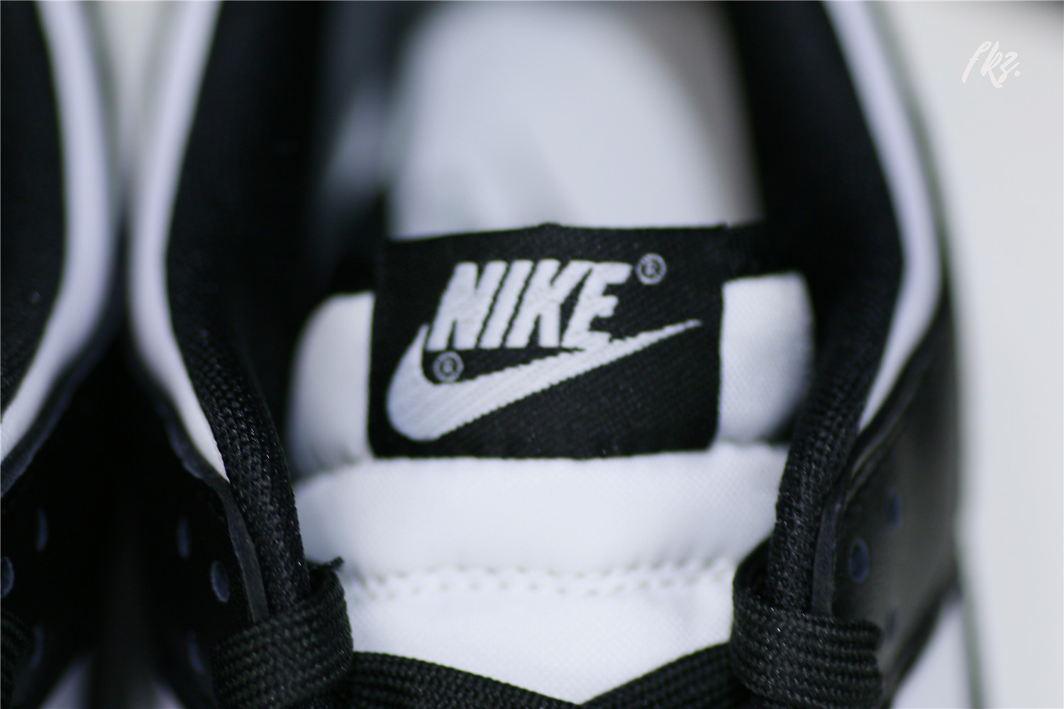 Nike Dunk Low Retro White Black 2021