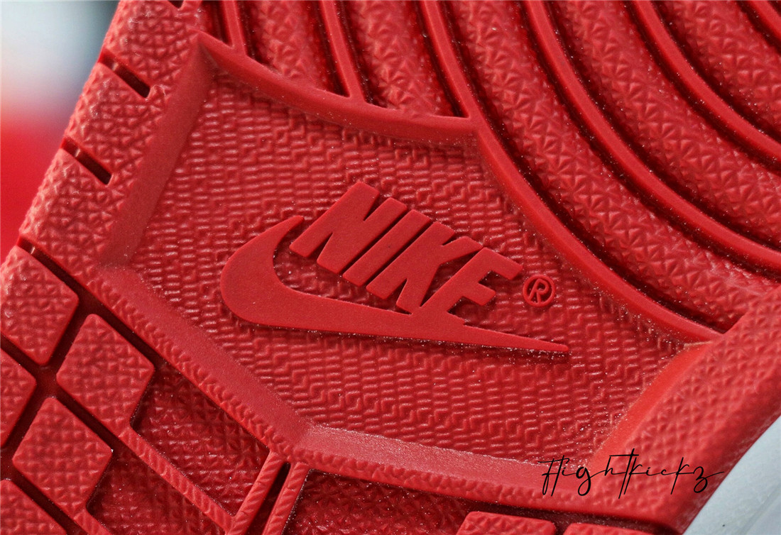 Air Jordan 1 Satin Black Toe 2019