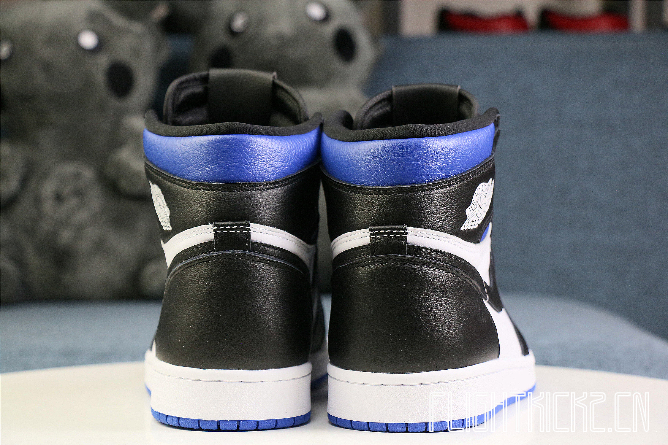 AIR JORDAN 1 Retro  Royal Toe  2020