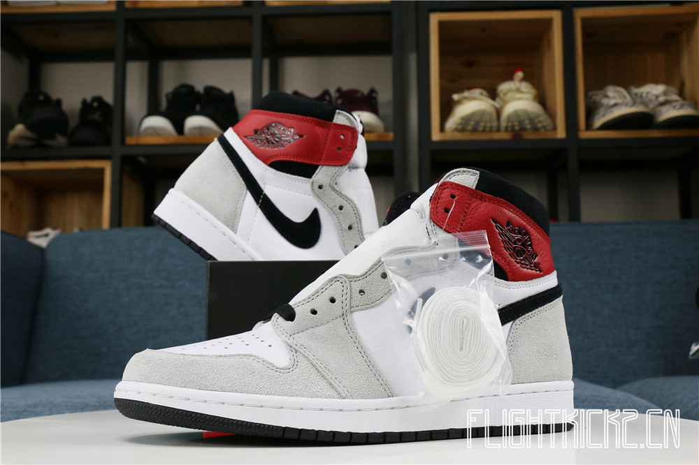 Air Jordan 1 Retro  Light Grey Smoke  2020