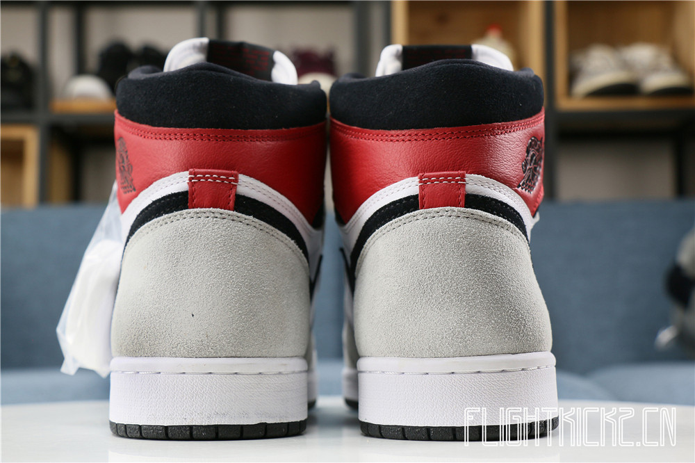 Air Jordan 1 Retro  Light Grey Smoke  2020