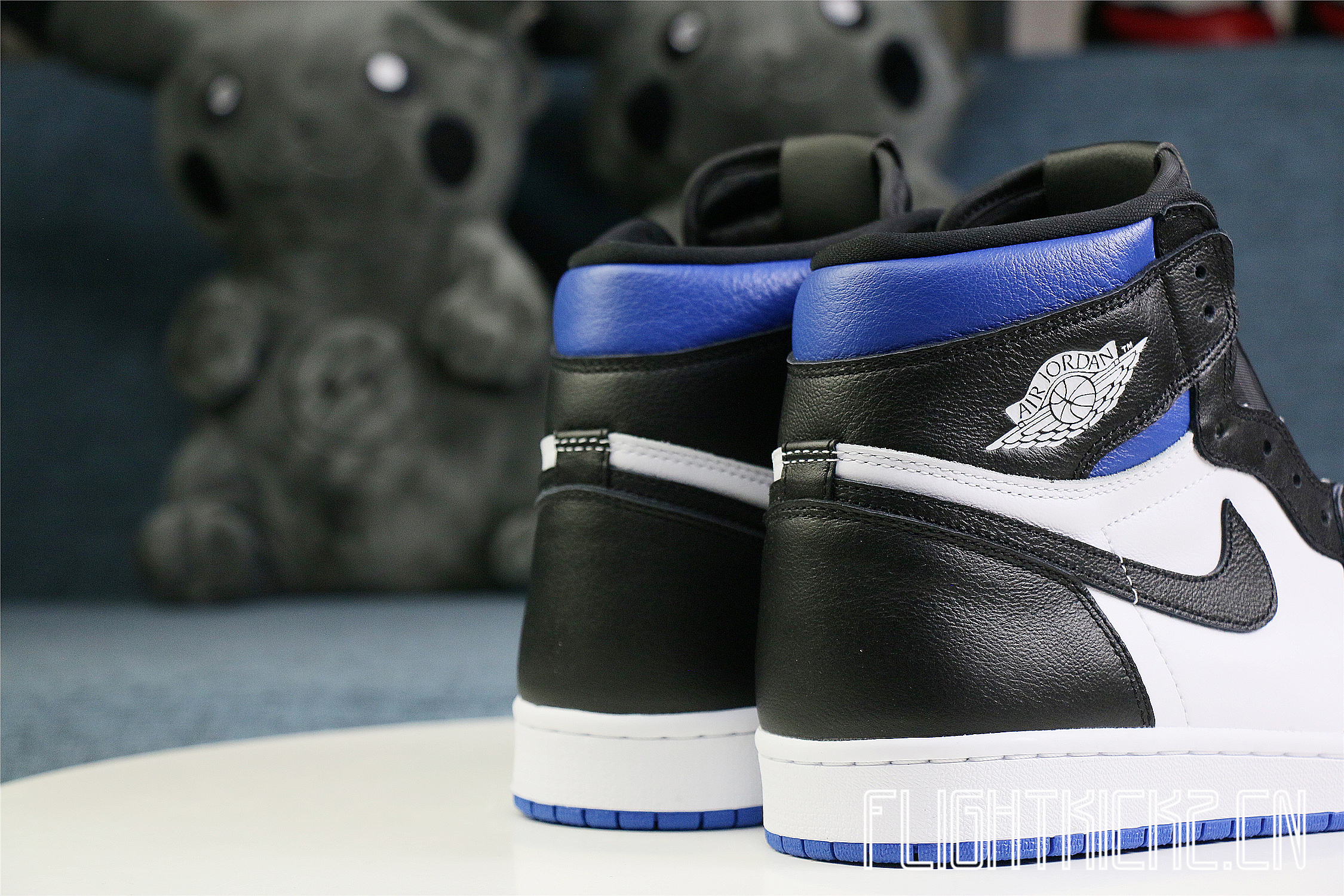 AIR JORDAN 1 Retro  Royal Toe  2020