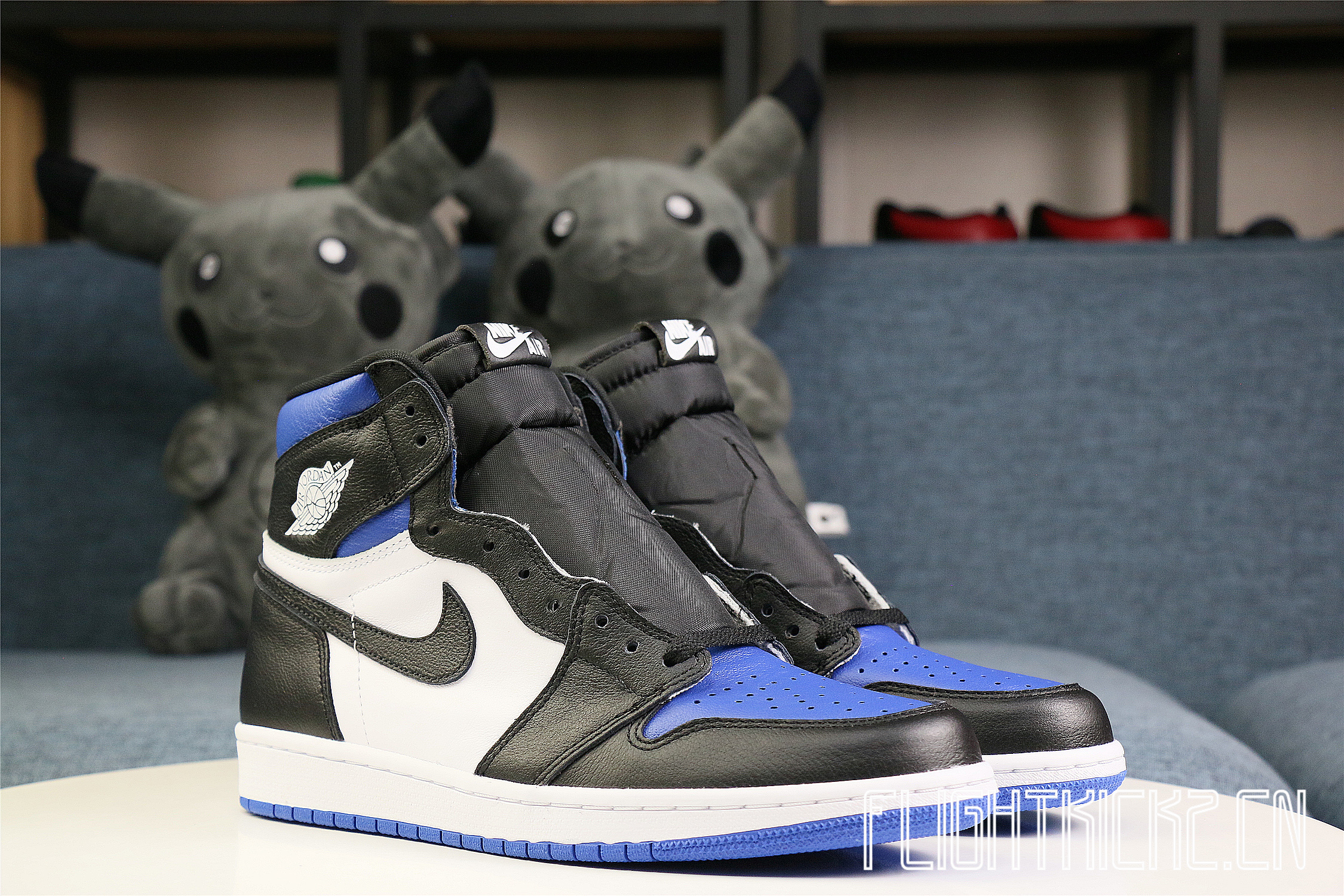 AIR JORDAN 1 Retro  Royal Toe  2020