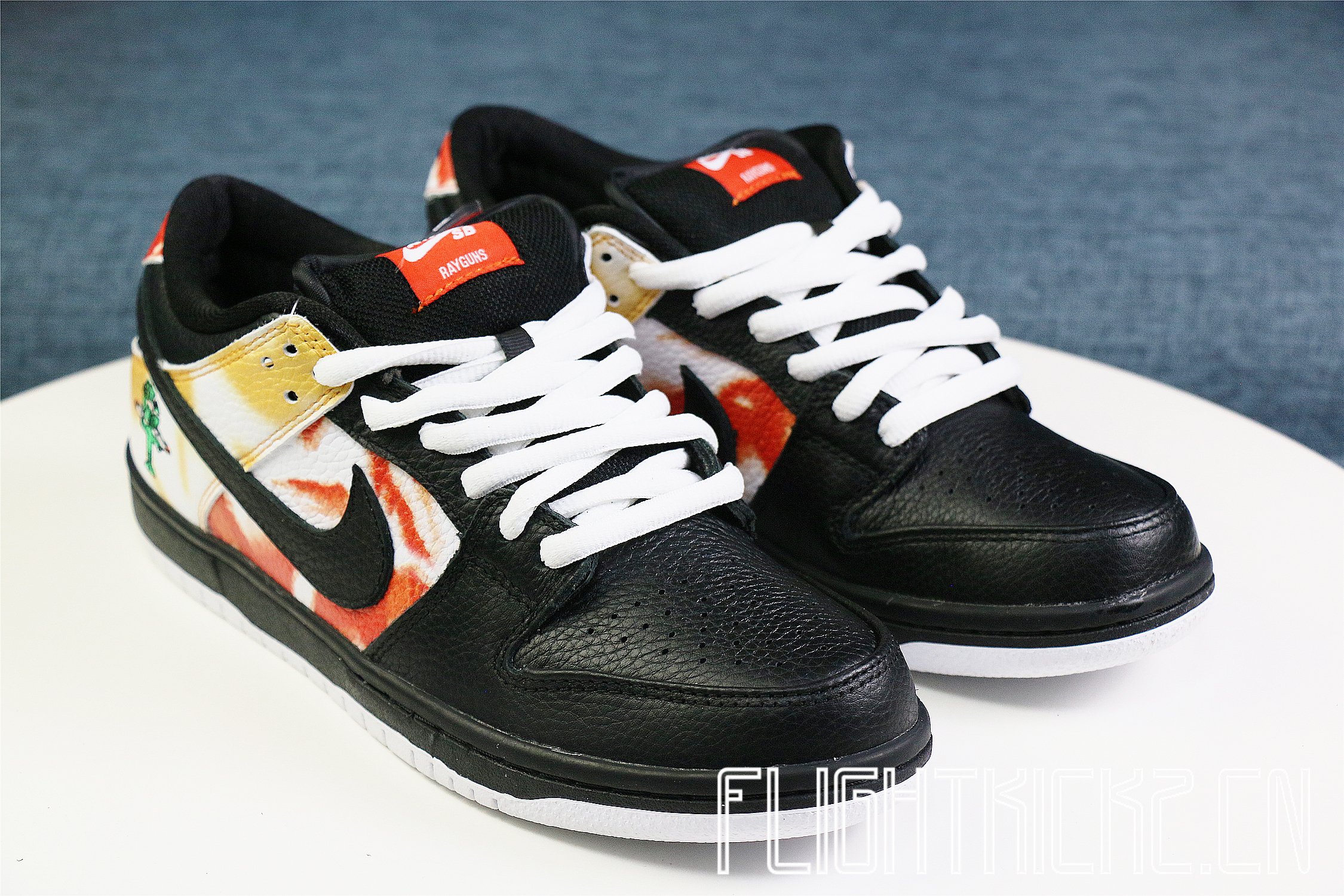 Nike SB Dunk Low Raygun Tie-Dye Black 2019