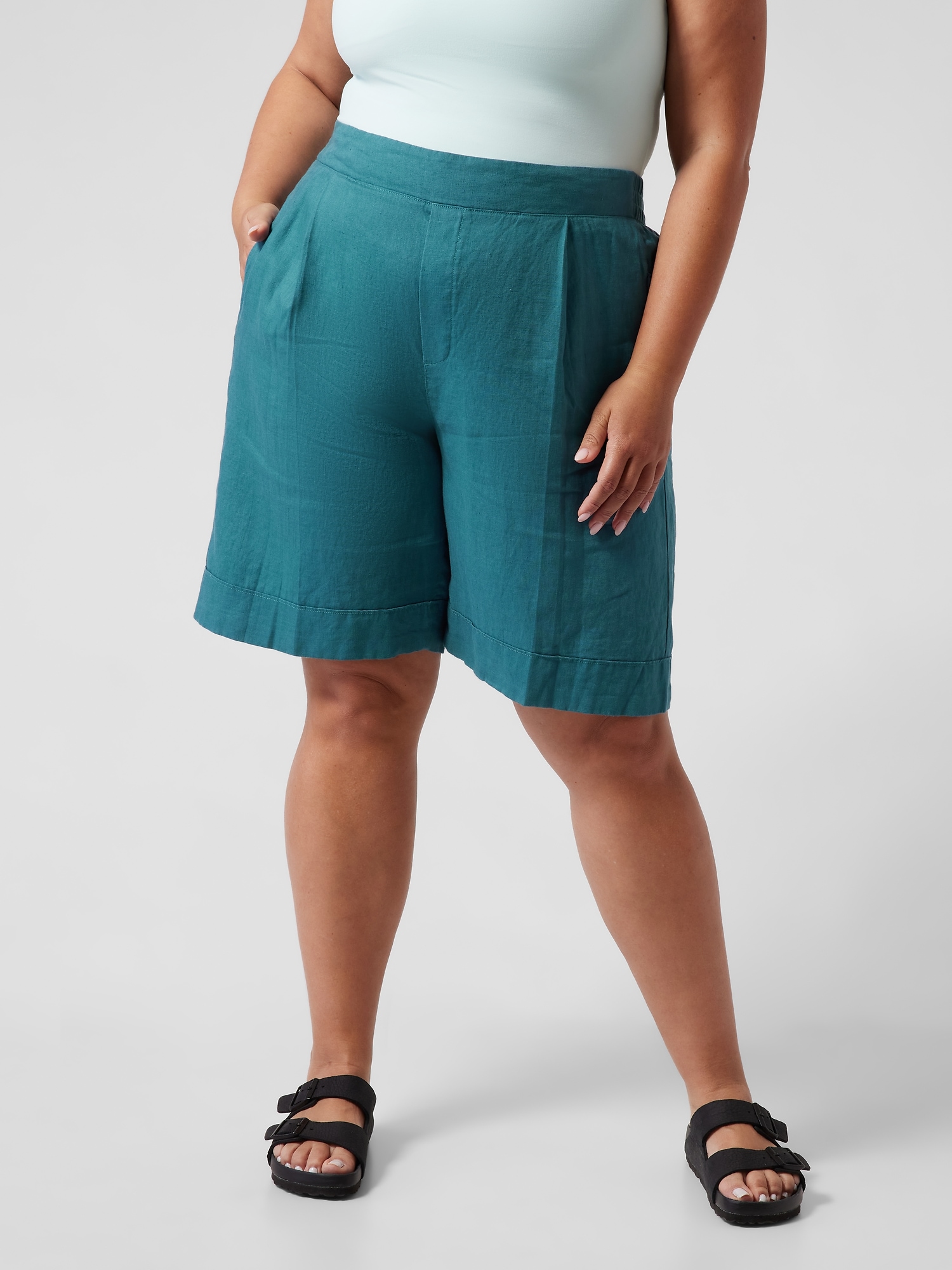 Playa Linen Bermuda Short