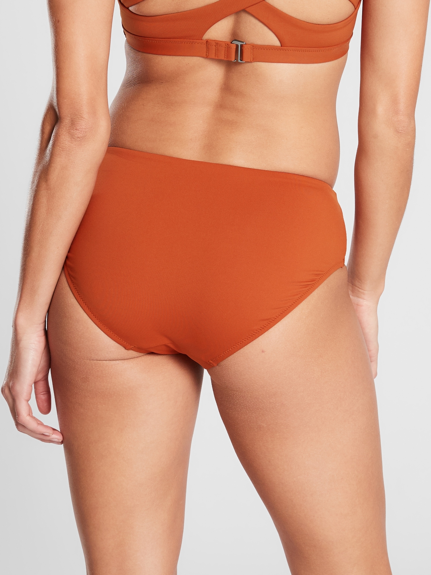 Clean Full Bottom