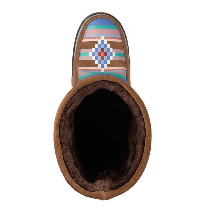 B. Yellowtail Suede Tamarack