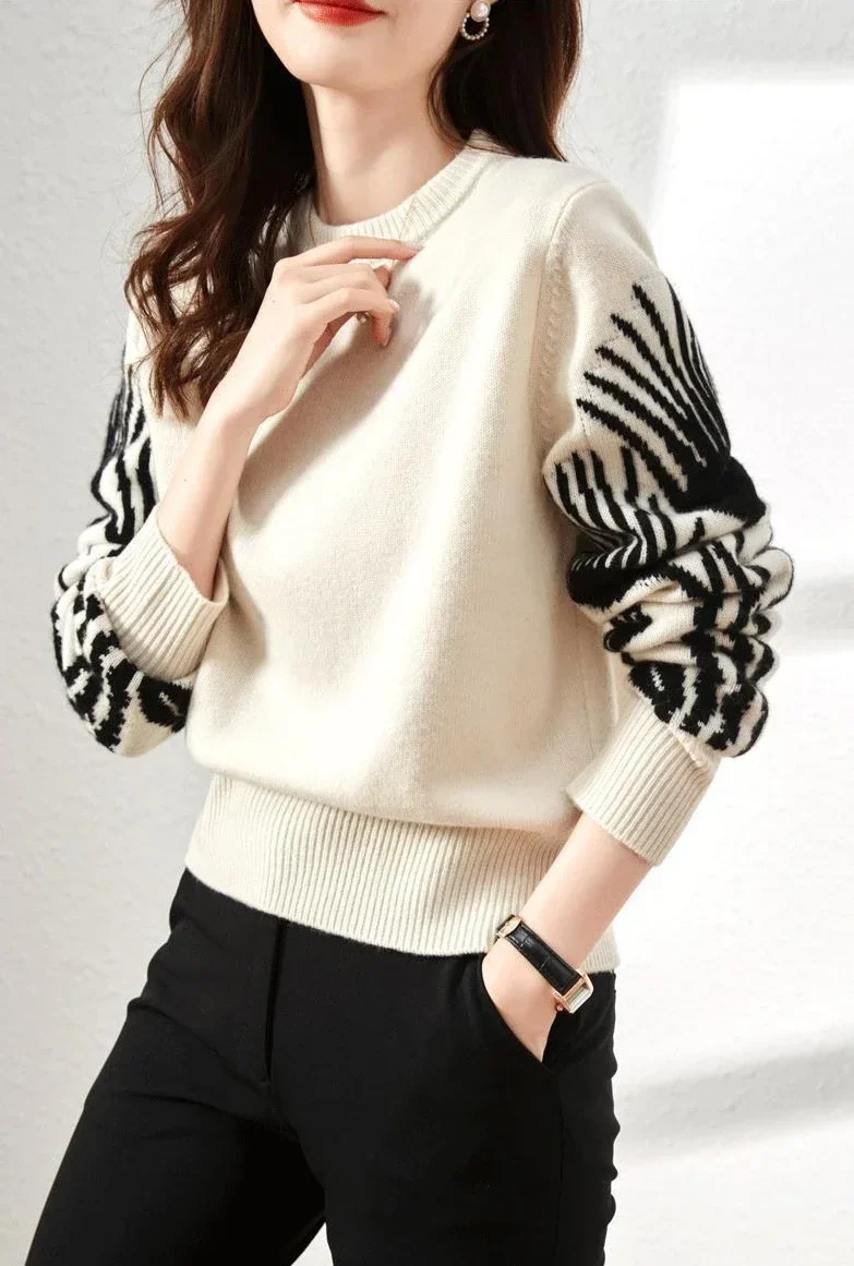 Zoey Graphic Sweater