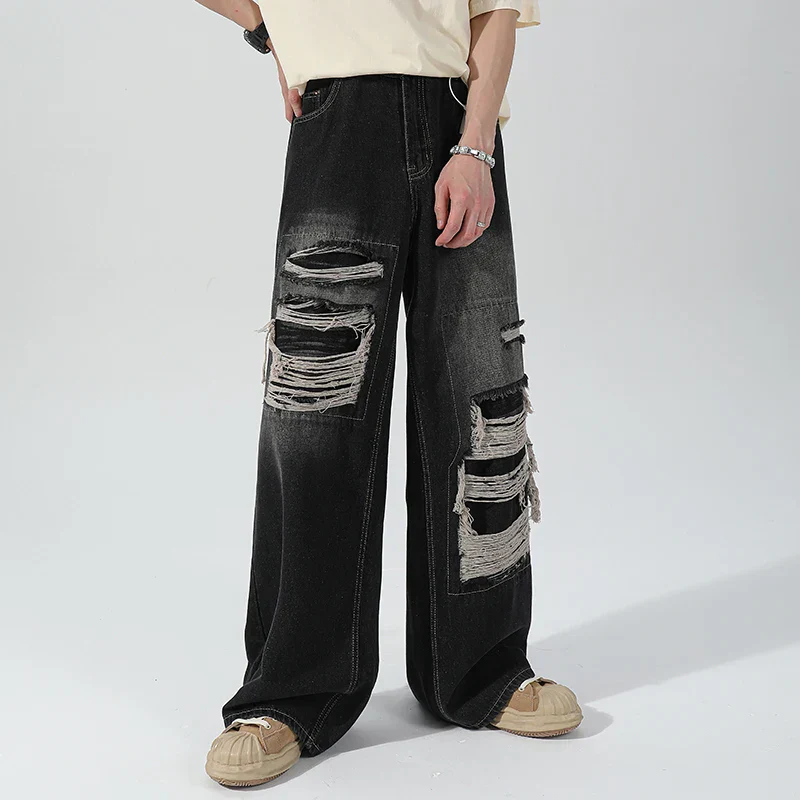 Teji Distressed Jeans