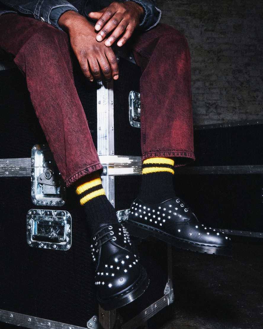 1461 Stud Wanama Leather Shoes