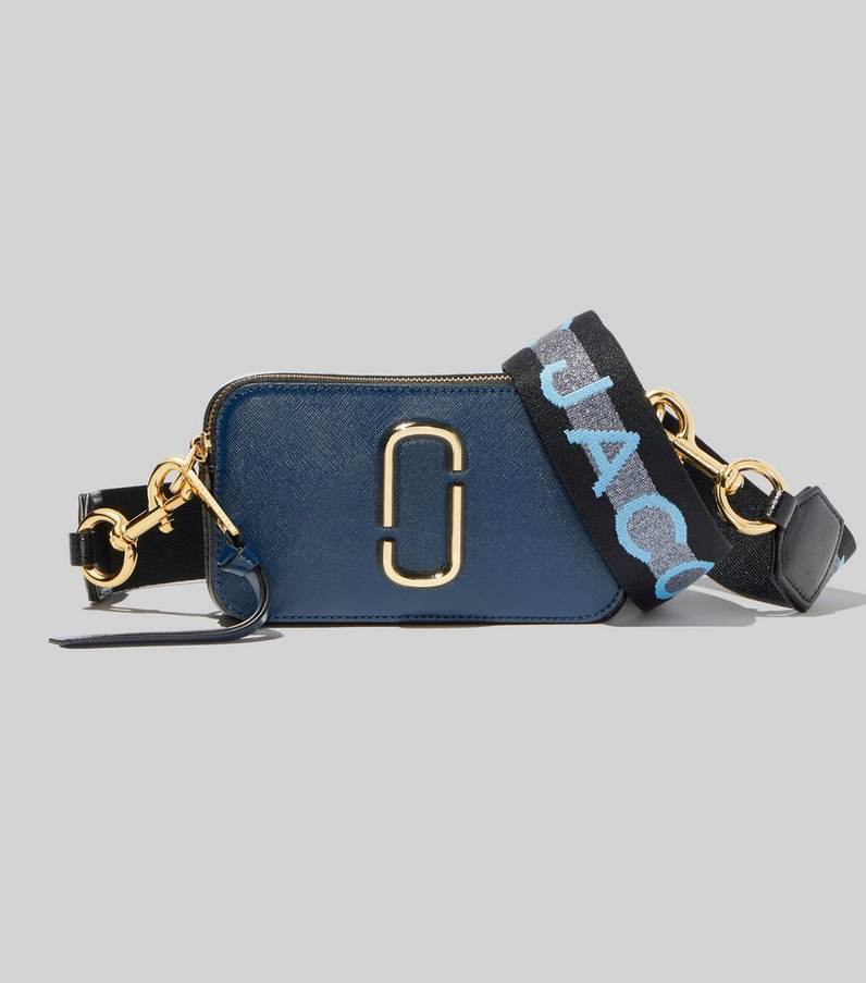 logo strap snapshot