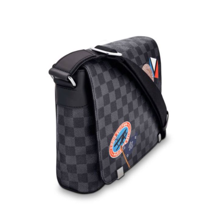 Louis Vuitton District PM N41054