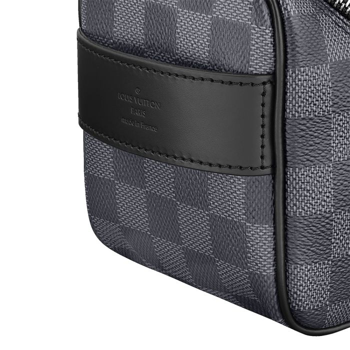 Louis Vuitton N47625 Toiletry Pouch