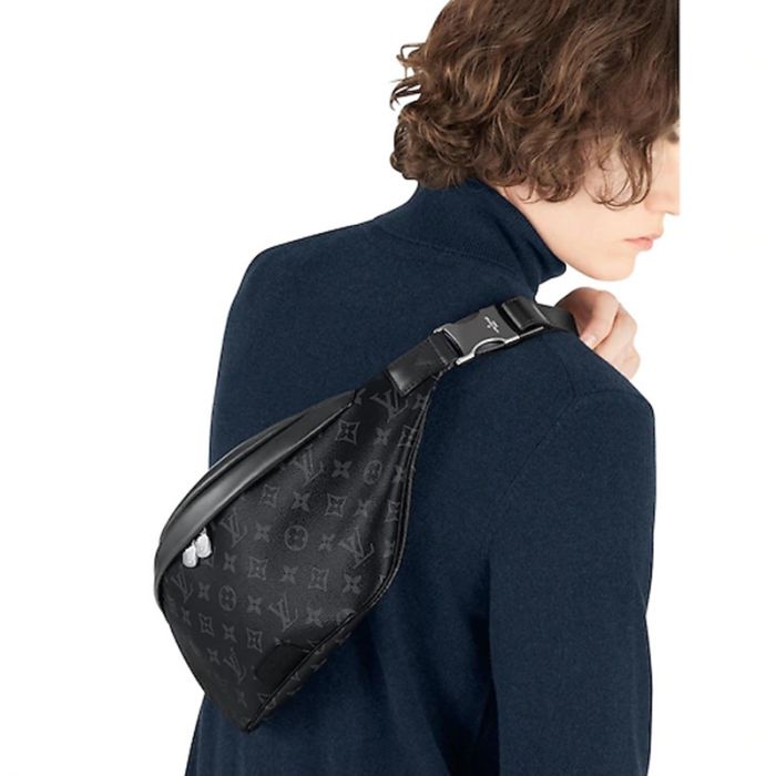 Louis Vuitton M44336 Discovery Bumbag