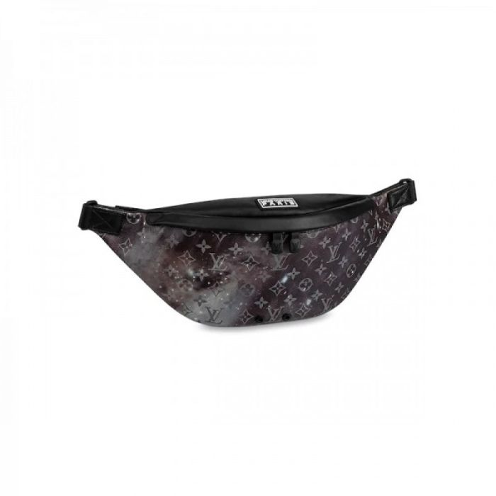 Louis Vuitton M44444 Discovery Bumbag