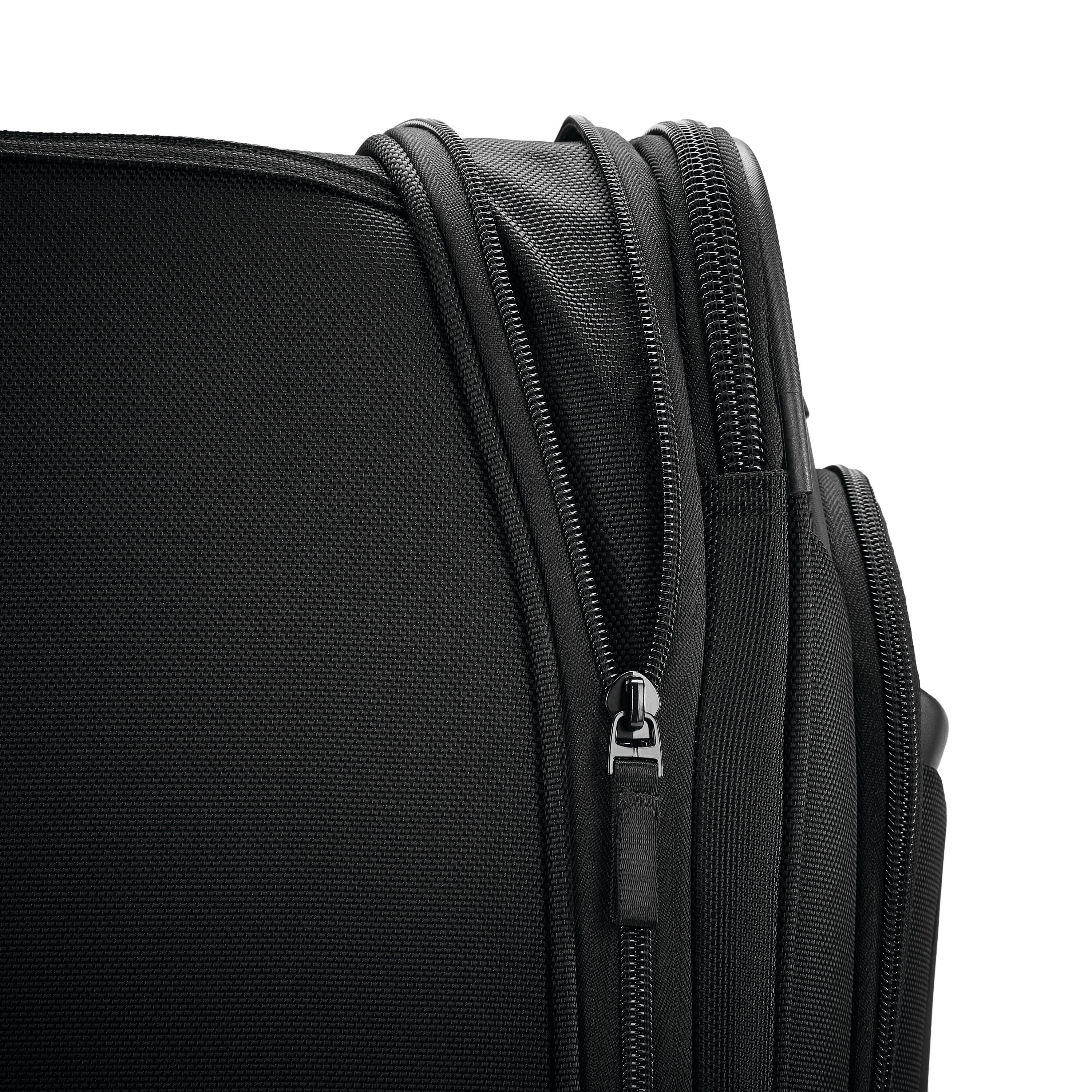 Samsonite Pro Carry-On Expandable Spinner Shaded GreyBlack
