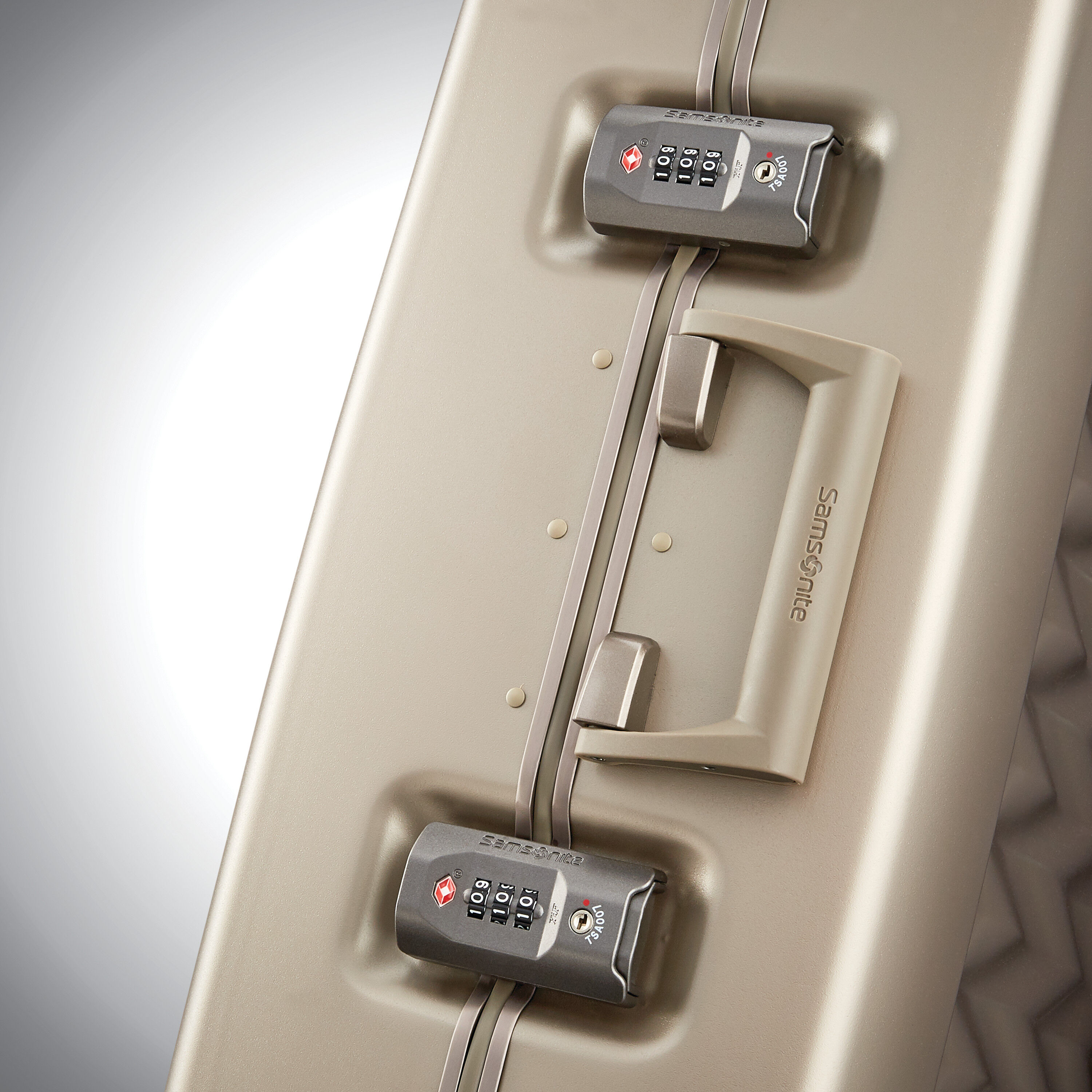 Fortifi Carry-On Spinner Dark Sand