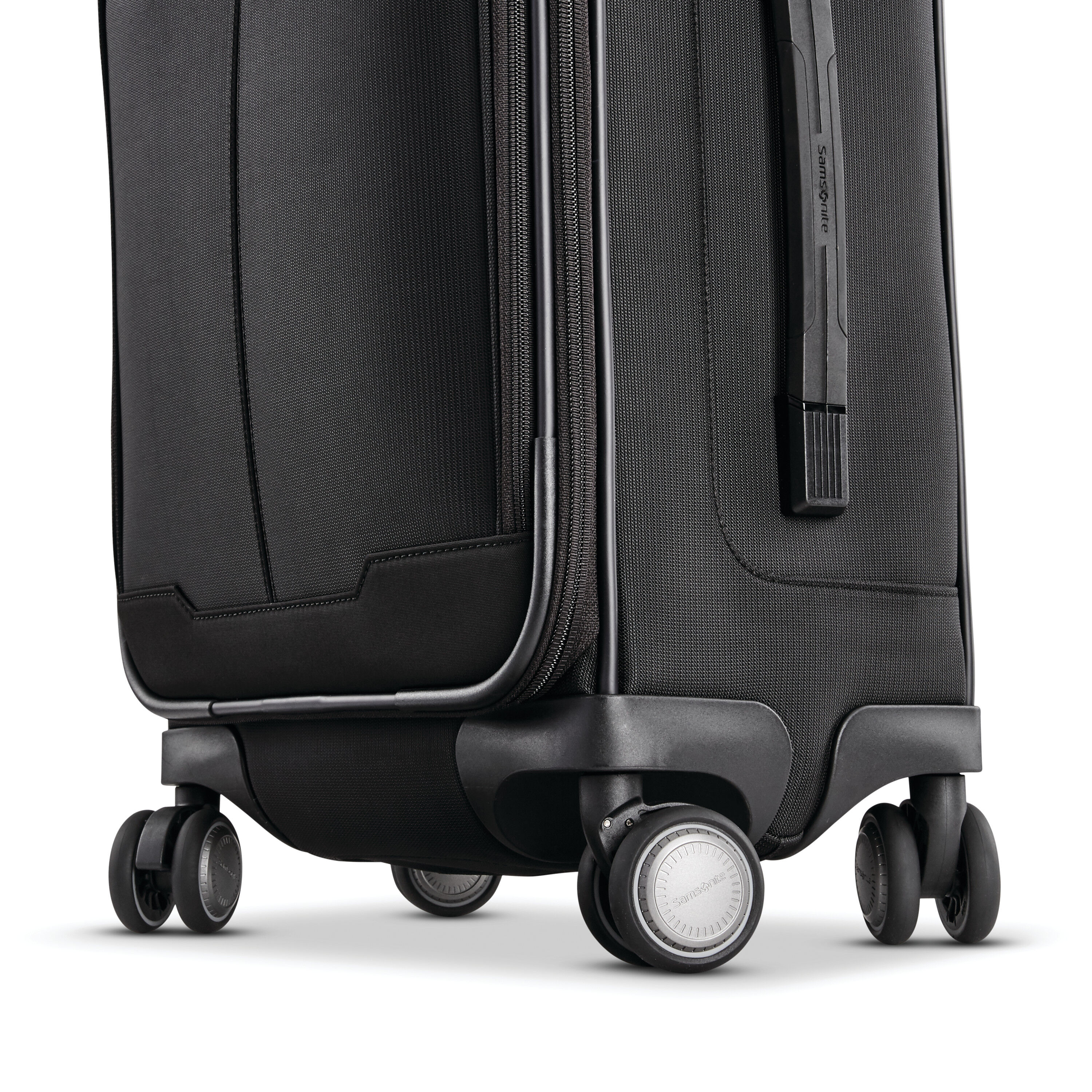 Silhouette 17 22 x 14 x 9 Carry-On Spinner