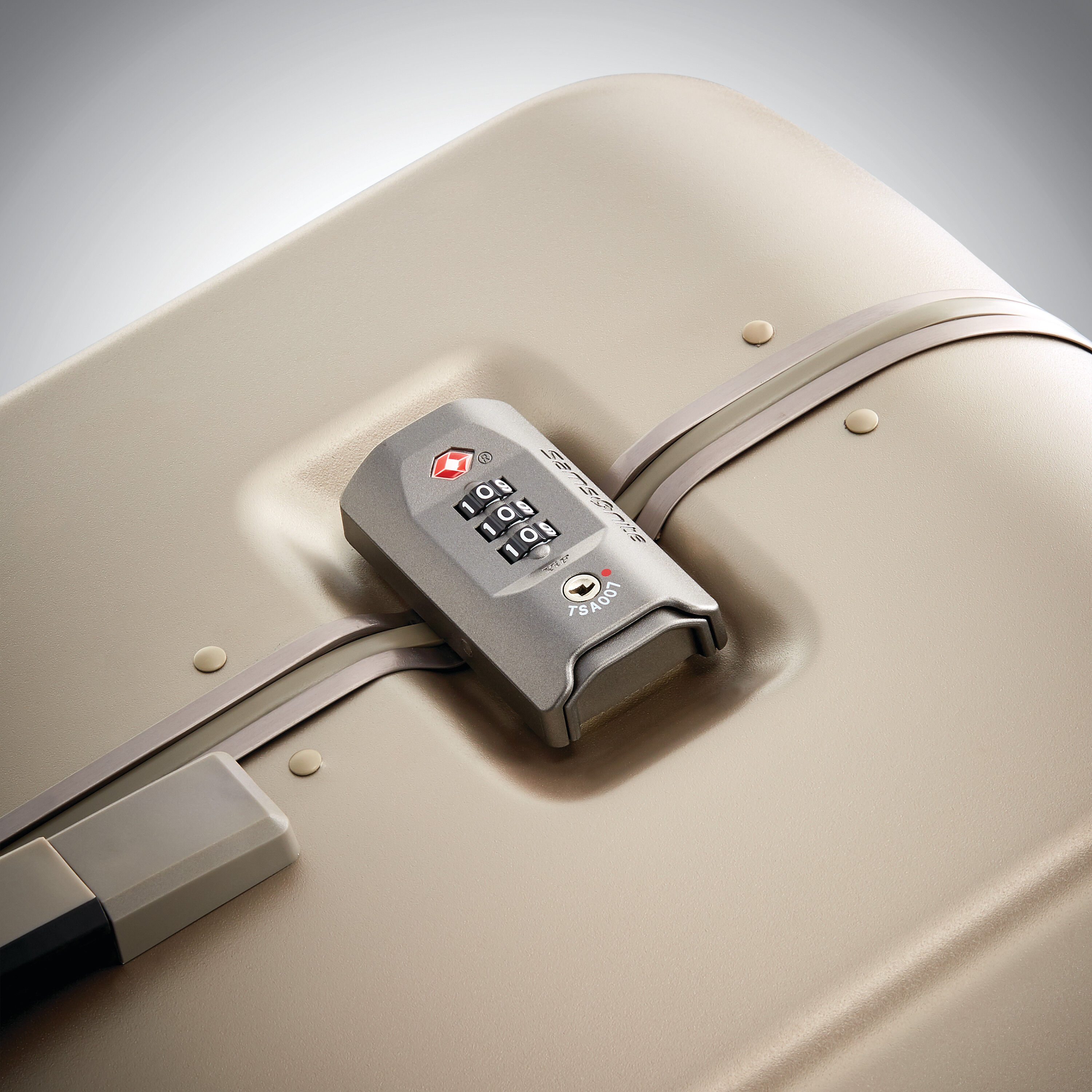 Fortifi Carry-On Spinner Dark Sand