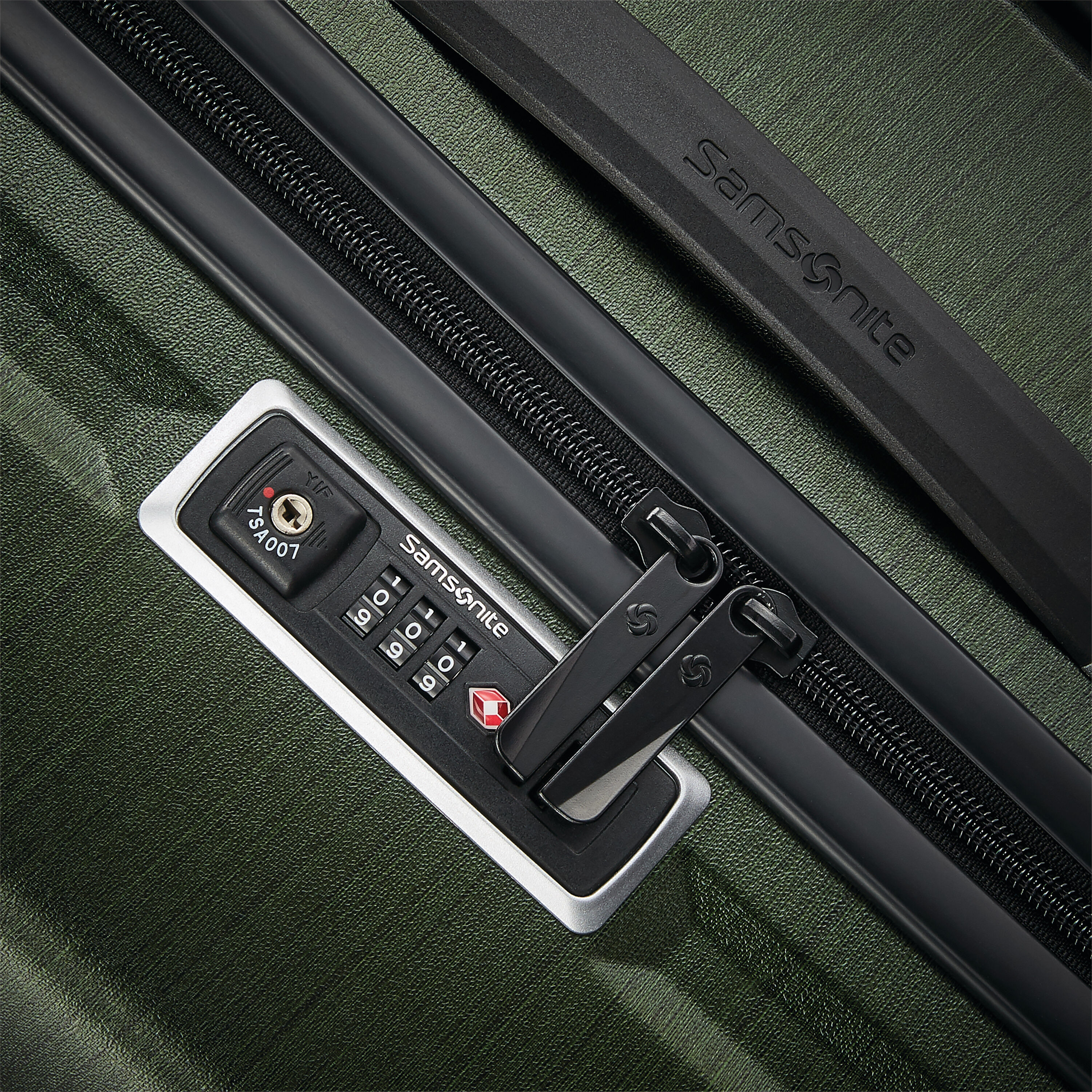 Novaire Carry-On Spinner Metallic Green