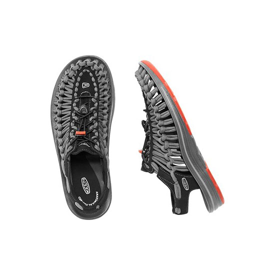 KEEN UNEEK FLAT CORD BLACK