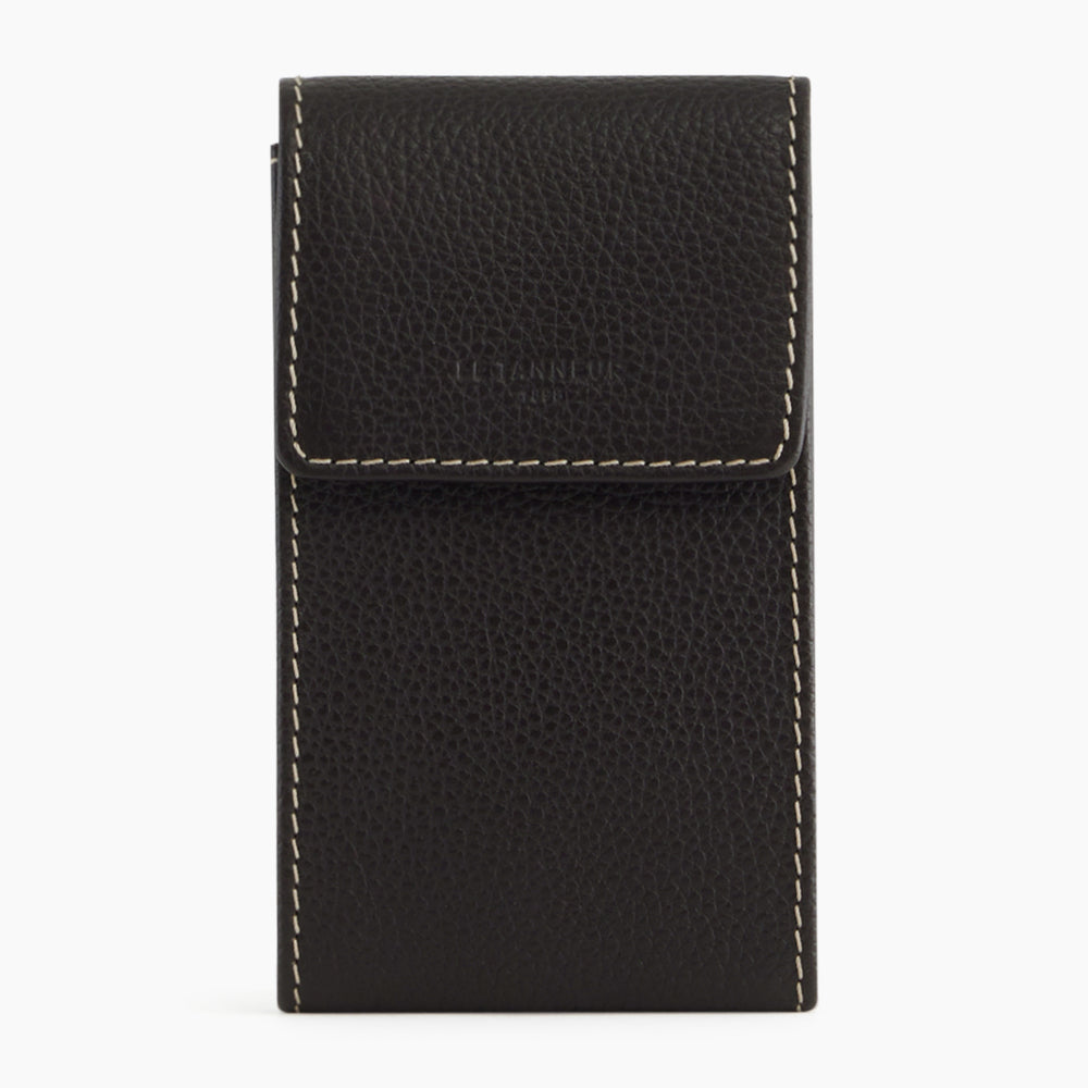 Charles key case with flap closure in pebbled leather