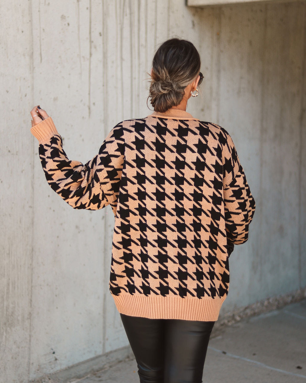 Parisian City Dreams Pocketed Houndstooth Cardigan